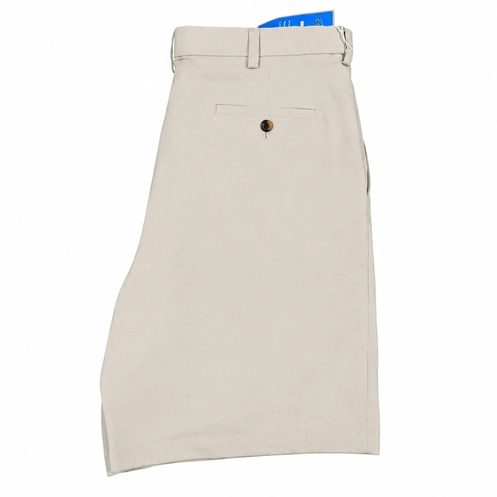 Haggar Cool 18 Shorts Mens 38 Khaki Performance Plain Front Moisture Wicking NWT